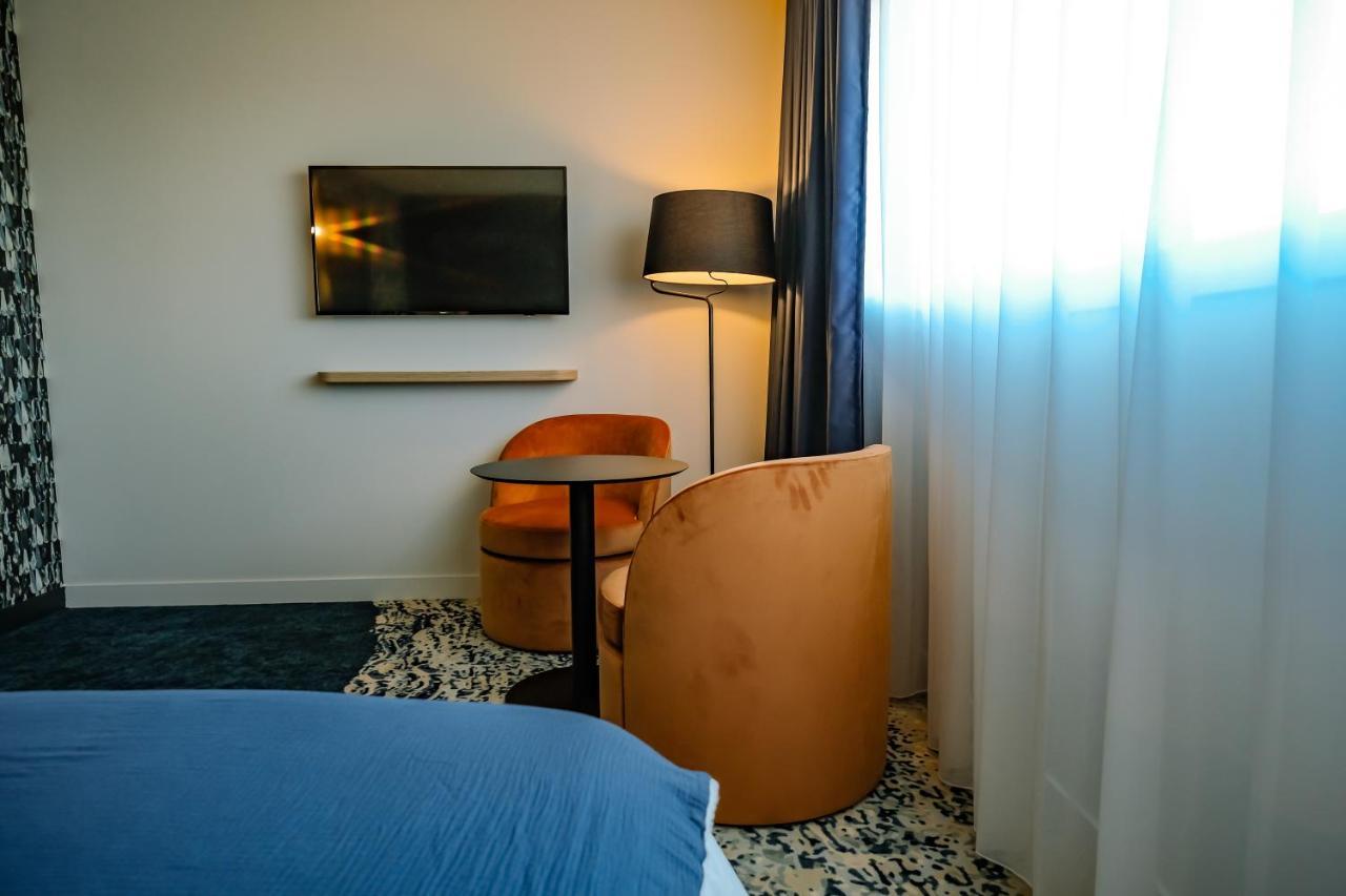 Live Hotels Bordeaux Lac Брюж Екстериор снимка